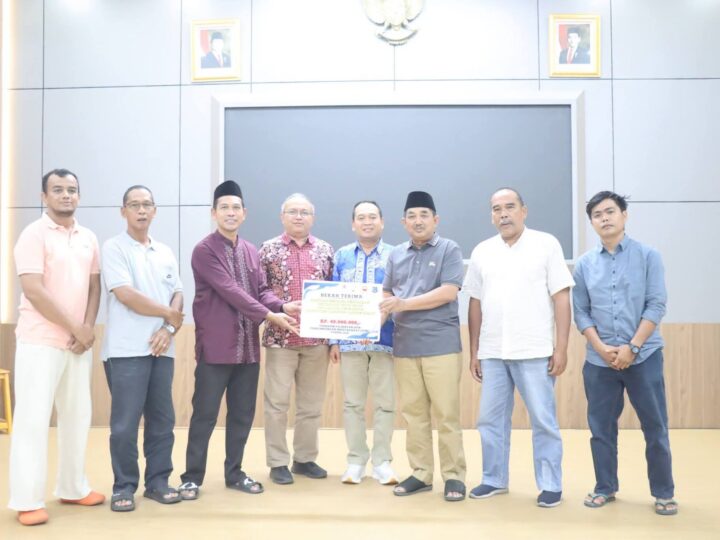 Bupati Anwar Sadat Serahkan Bantuan PetroChina untuk Korban Kebakaran Teluk Nilau, Wujud Sinergi Pemerintah dan Dunia Usaha