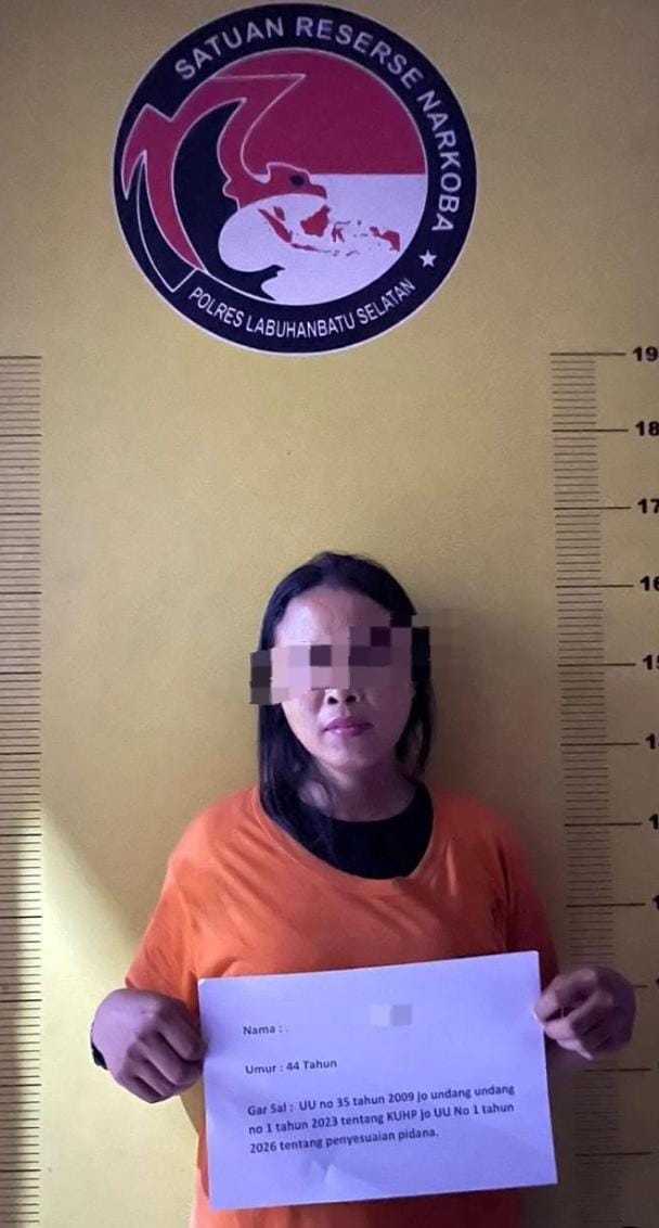 Baru 1 Hari Menjabat, Kapolres Labuhanbatu Selatan AKBP Rosef Efendi ungkap Bandar Narkotika Seorang Perempuan.