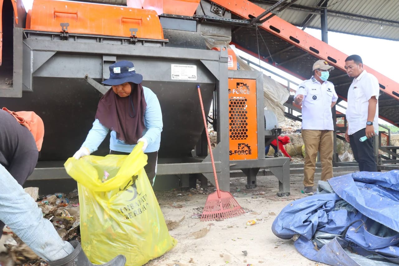 Bupati Anwar Sadat Tinjau Penataan TPA Lubuk Terentang, Dorong Pengelolaan Sampah Modern Bernilai Ekonomi