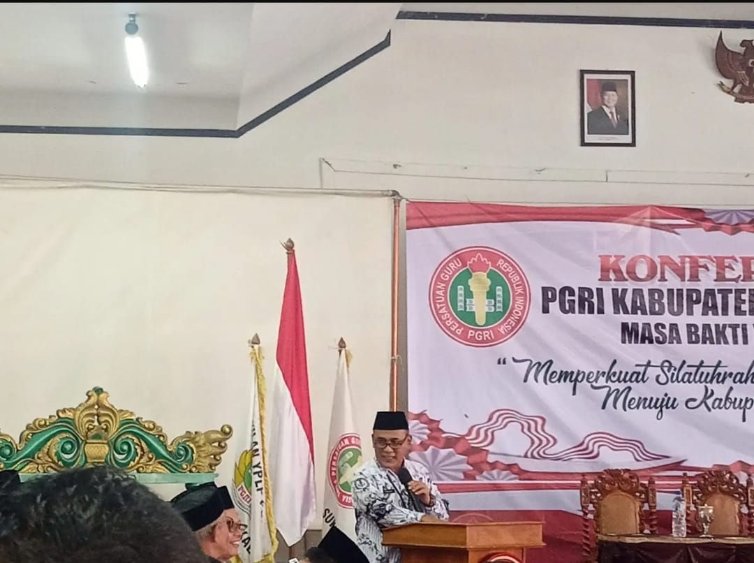 Kadis Pendidikan Kab Sukabumi Resmi Membuka Konferensi Kerja I PGRI Kabupaten Sukabumi Tahun 2026