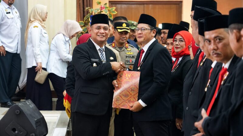 Plt. Bupati Bekasi Lantik 1.564 Anggota BPD, Perkuat Sinergi Membangun Desa yang Maju, Transparan, dan Sejahtera