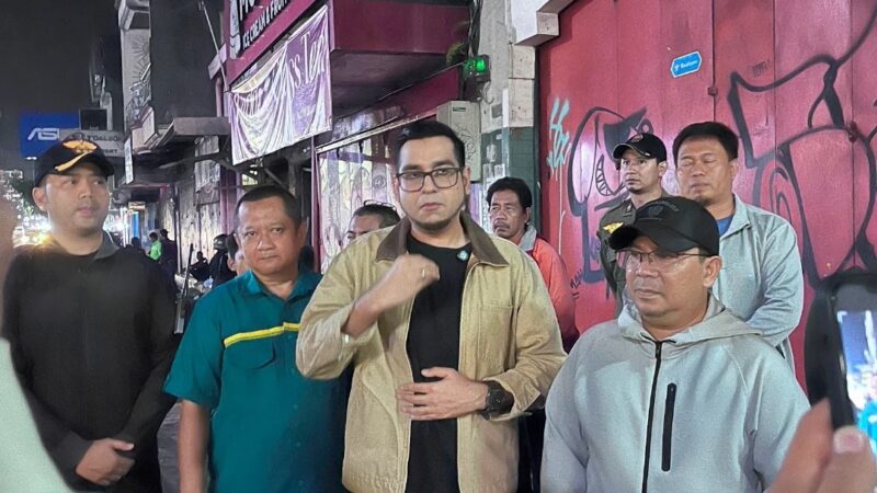 Wakil Walikota Sukabumi Ajak Pelaku Usaha Sepanjang Jl.Ahmad Yani Tuk Saling Jaga Kebersihan
