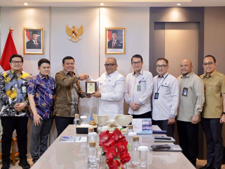 Wakil Bupati Audiensi dengan Wamenaker RI, Dorong Penguatan SDM dan Perlindungan Pekerja di Tanjung Jabung Barat