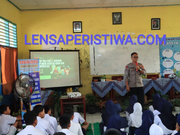 SATGAS BEKAWAN POLRES LUBUK LINGGAU MELAKUKAN EDUKASI DENGAN PELAJAR SMPN 1,UNTUK MENCEGAH ADANYA PERUNDUNGAN DAN TAWURAN. 