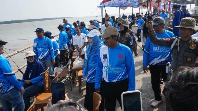 Semarak HUT RI ke-81 dan Hari Jadi Tanjab Barat ke-61, Bupati Anwar Sadat Buka Lomba Mancing Forkopimda dan OPD