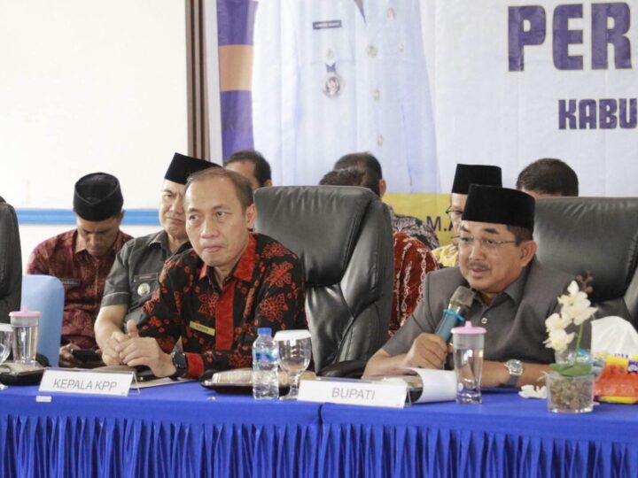 Bupati Anwar Sadat Tekankan Kepatuhan Pajak Desa untuk Wujudkan Tata Kelola Keuangan yang Akuntabel