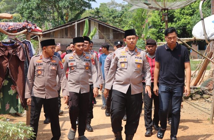 Kapolres Musi Rawas Salurkan Tali Asih untuk Korban Kebakaran di Muara Beliti, Wujud Nyata Kepedulian dan Empati