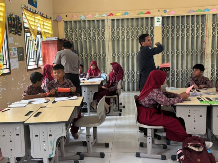 Asap Makin Pekat ! Polres Musi Rawas : Masker Jadi Perlengkapan Mutlak Bagi Lansia dan Anak-Anak