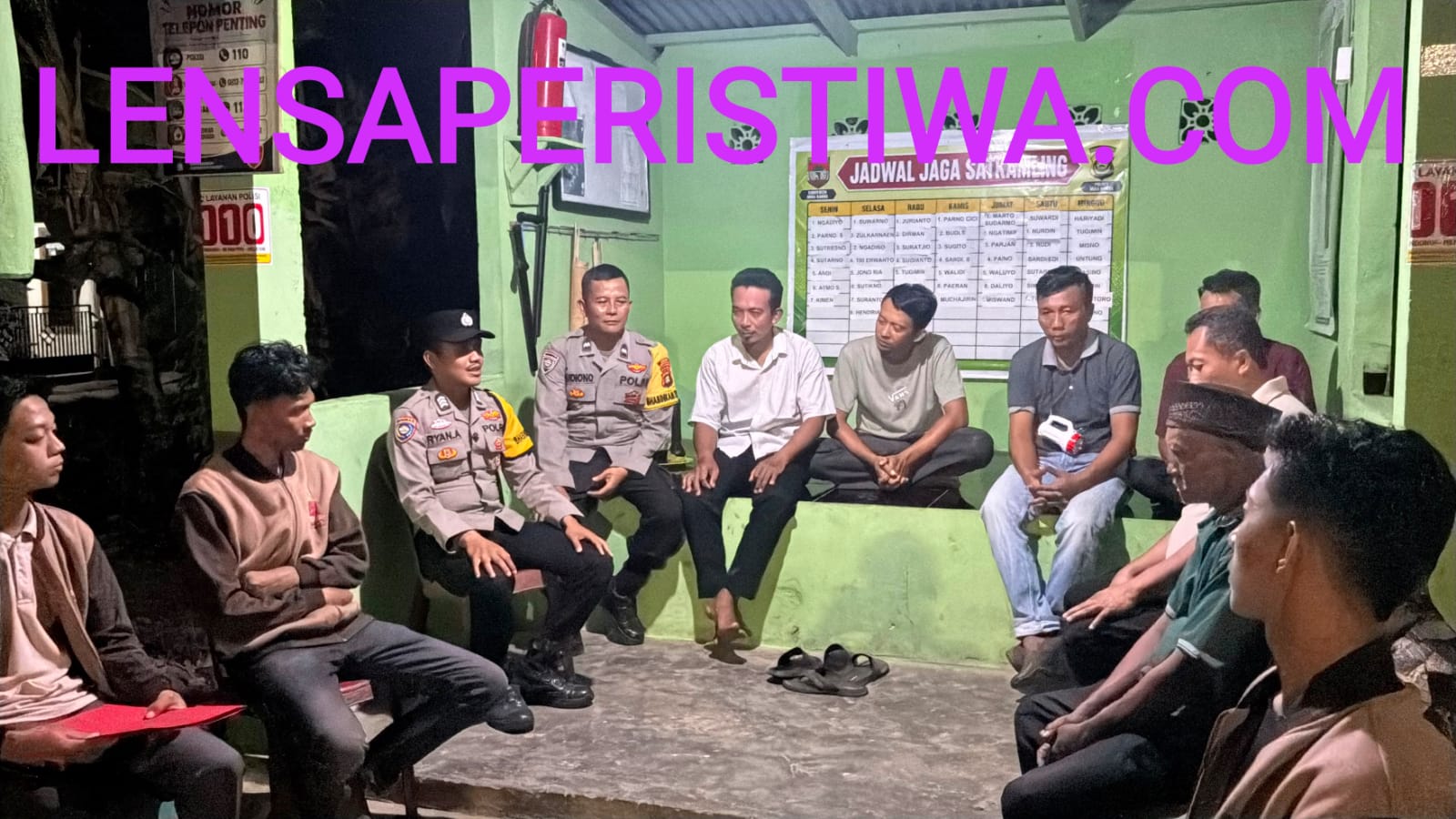 SATKAMLING,JAGA KAMPUNG BEBAS API: POLRES MUSI RAWAS BERDAYAKAN SATKAMPING UNTUK CEGAH KARHTLA HINGGA KEBAKARAN RUMAH