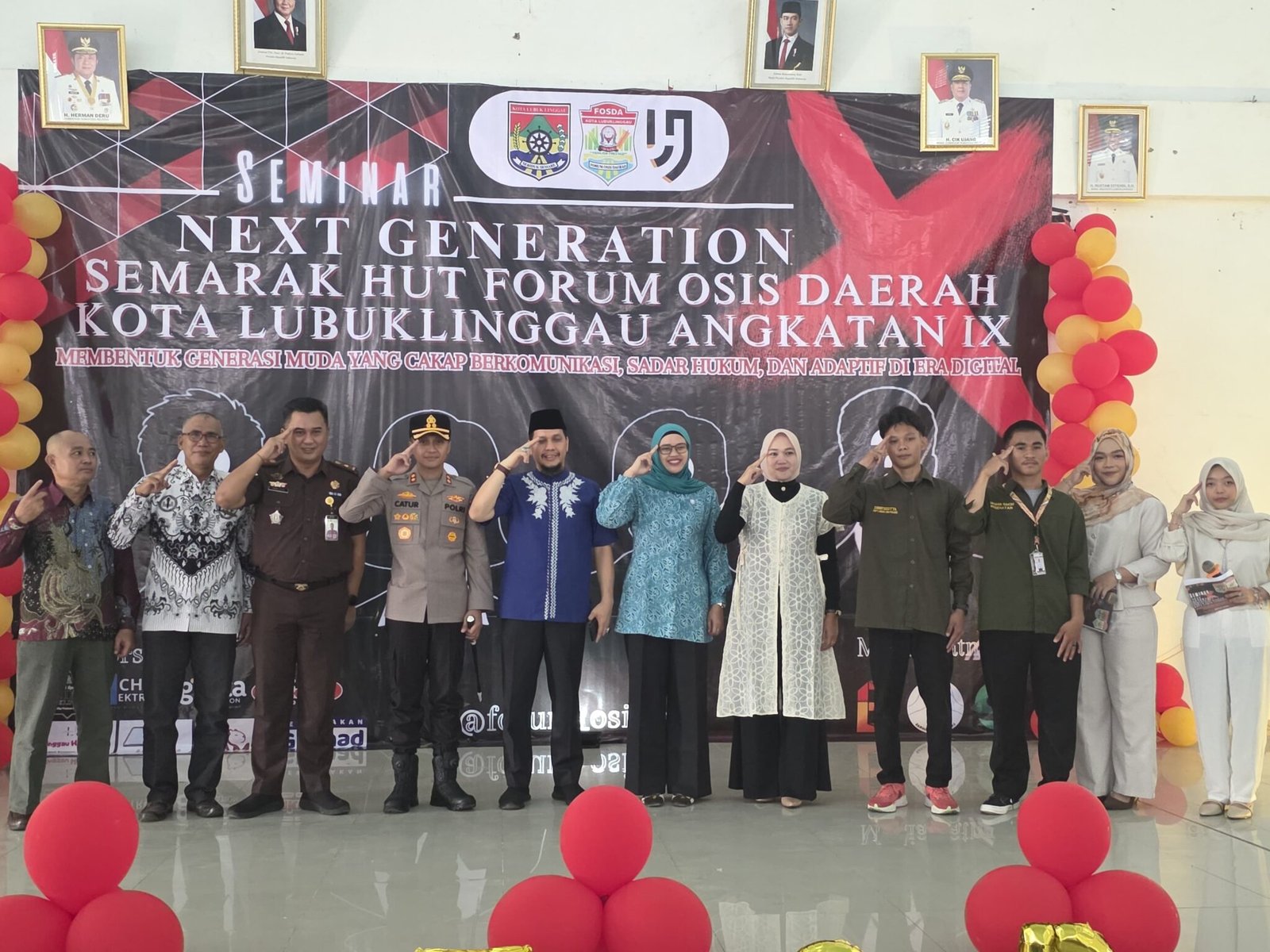 KAPOLRES LUBUK LINGGAU HADIR DI ACARA SEMINAR NEXT GENERATION DAN MENDUKUNG PELAJAR JADI PEMIMPIN YANG BERINTEGRITAS.