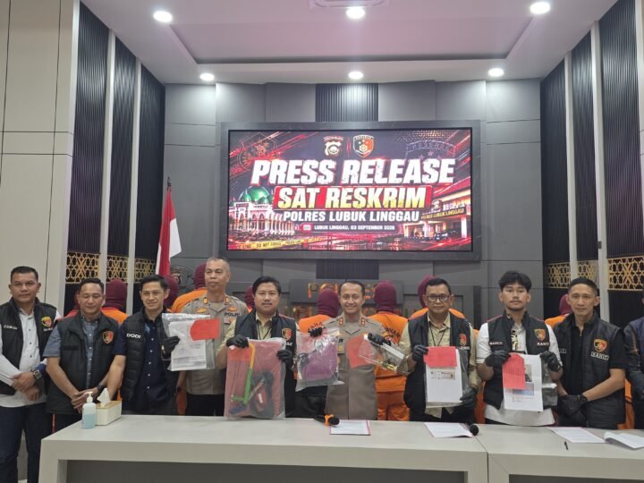 POLRES LUBUK LINGGAU MENGUNGKAP KASUS RM BRIGUNA BRI LUBUK LINGGAU YANG DI DUGA GELAPKAN DANA TAKE OVER KREDIT RP 2,14 MILIAR. 