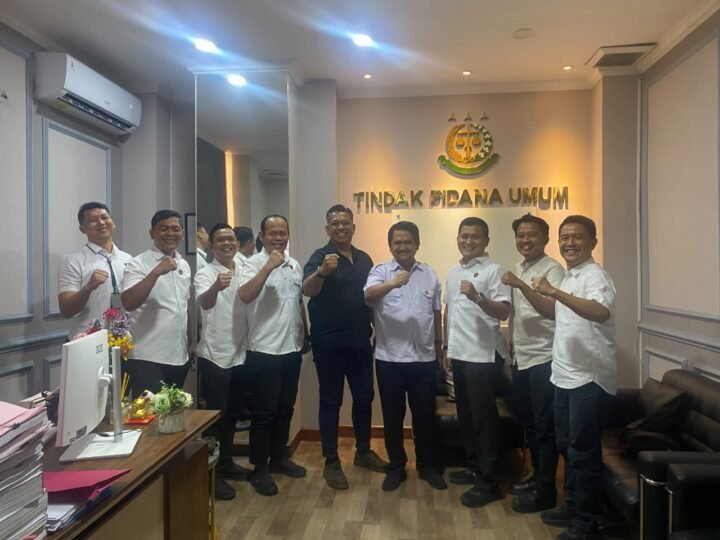Bupati Anwar Sadat Hadiri Sosialisasi Program Keringanan PKB 2026 di Jambi