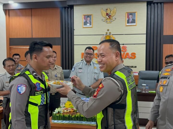 Hari Lalulintas Bhayangkara Ke-71, Kapolres Musi Rawas : Harus Profesional dan Presisi Hadapi Dinamika Masyarakat
