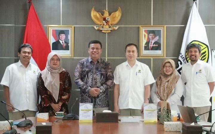 Wabub Katamso Koordinasikan Percepatan Program Listrik Desa di Tanjung Jabung Barat