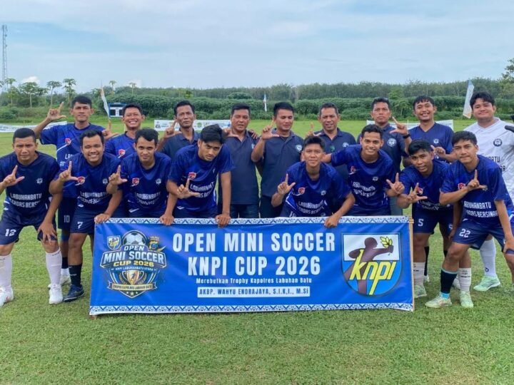 Laga Perdana Mini Soccer Piala Kapolres Newsroom Hajar GA FC Labura 5-2