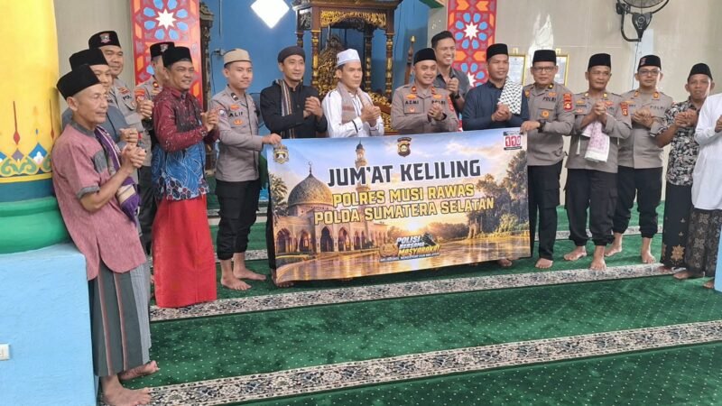 POLISI HADIR DI TENGAH MASYARAKAT,POLRES MUSI RAWAS DAN JAJARAN POLSEK HADIR BERSAMA MASYARAKAT MELALUI JUMAT KELILING