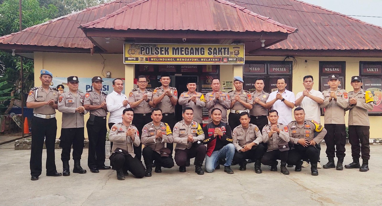 KAPOLRES MUSI RAWAS CEK KESIAPAN POLSEK MEGANG SAKTI DAN PURWODADI,TEKANKAN DISIPLIN PERSONEL DAN PELAYANAN HUMANIS “POLISI BERSAMA MASYARAKAT” 