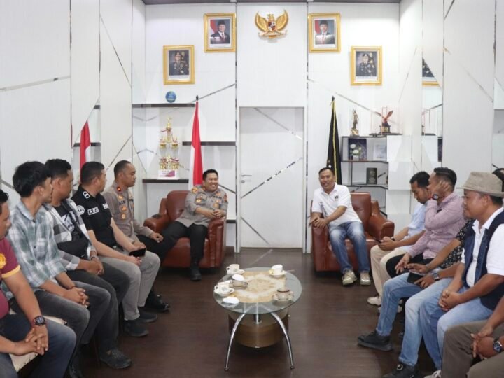 PERKUAT SINERGITAS POLRI DAN MEDIA,AKBP GOKMA ULIATE SITOMPUL SAMBUT DENGAN HANGAT SILAHTURAHMI INSAN PERS