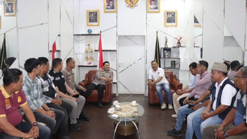 PERKUAT SINERGITAS POLRI DAN MEDIA,AKBP GOKMA ULIATE SITOMPUL SAMBUT DENGAN HANGAT SILAHTURAHMI INSAN PERS