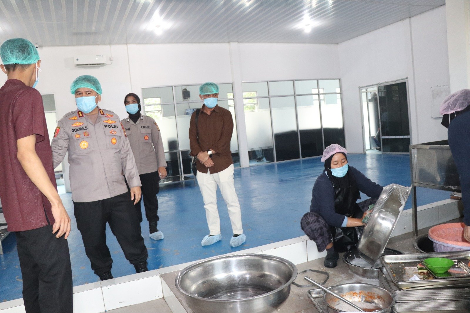 PASTIKAN KUALITAS DAN KEAMANAN PANGAN UNTUK PELAJAR,AKBP GOKMA ULIATE SITOMPUL CEK SPPG POLRES MUSI RAWAS
