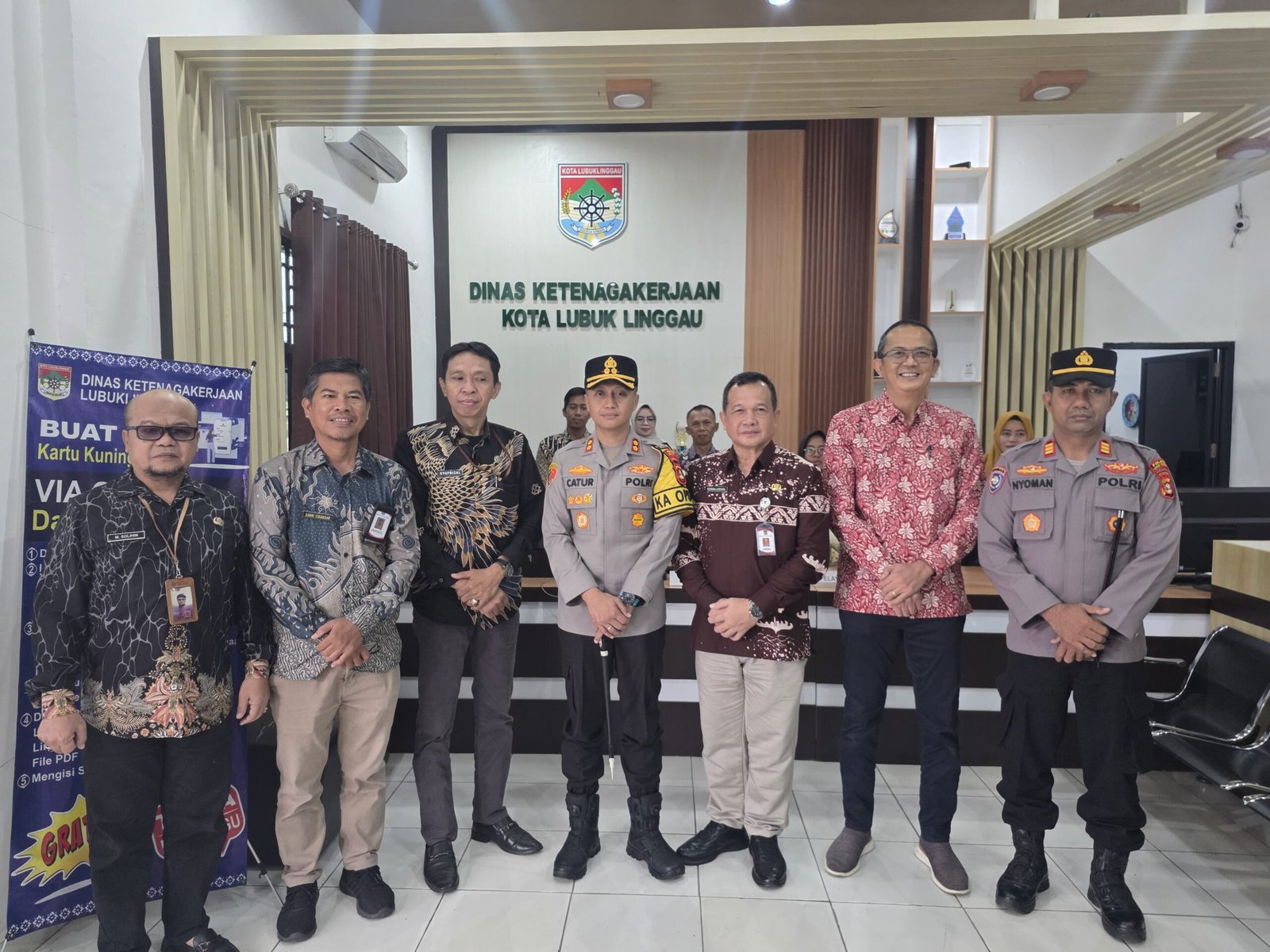 POLRES LUBUK LINGGAU BERSAMA DINAKER MENGADA PROGRAM POLIRAN,UNTUK MENEKAN ANGKA PENGANGGURAN. 