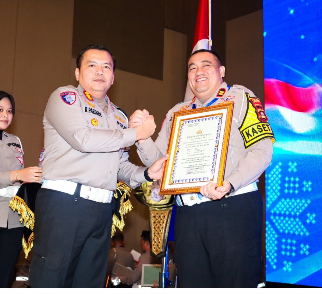 SAT LANTAS POLRES LUBUK LINGGAU MERAIH PENGHARGAAN,ATAS BUKTI HASIL MENGUKAP KASUS TABRAK LARI DAN BBM ILEGAL